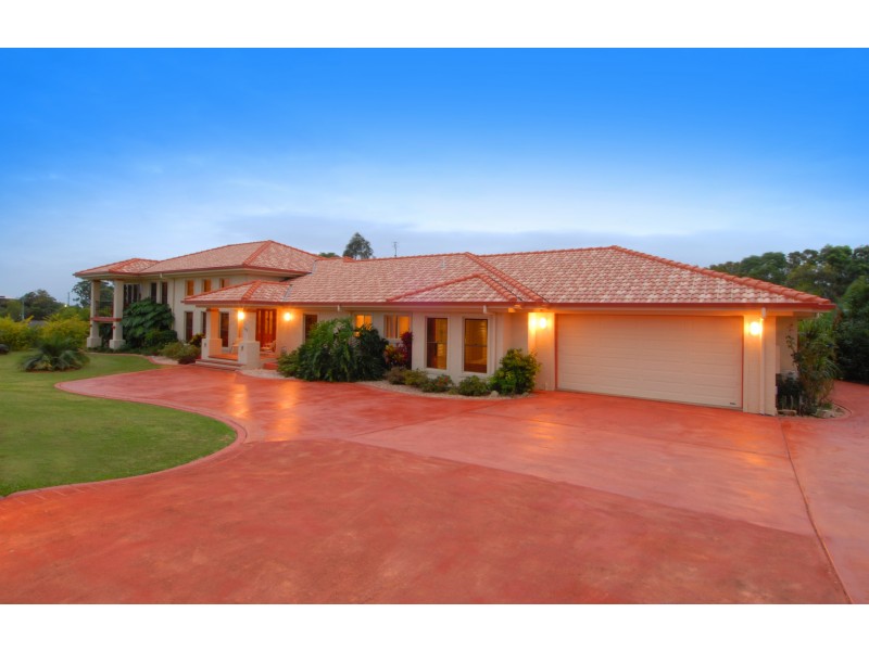 102 Ocean Vista Drive, Maroochy River QLD 4561