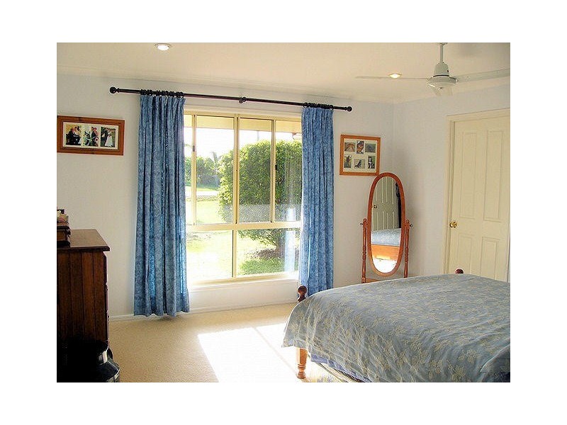 Oakhurst QLD 4650