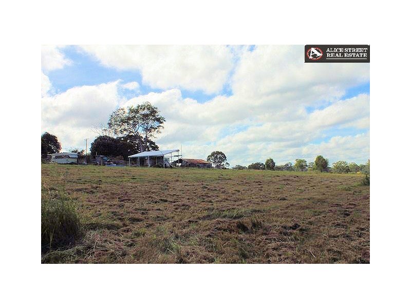 Pioneers Rest QLD 4650