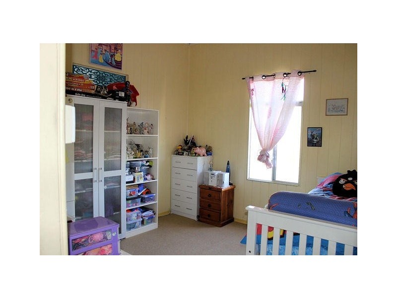 Walkers Point QLD 4650