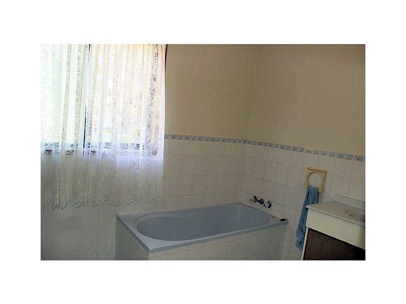 4 Scrimshaw Place, Boonooroo QLD 4650