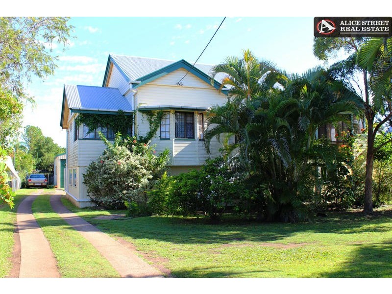 214 John Street, Maryborough QLD 4650