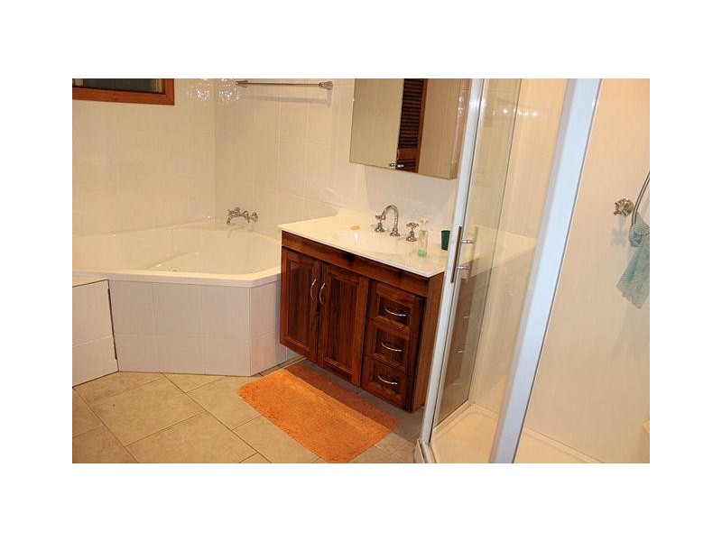 16 Hannah Court, Tinana QLD 4650