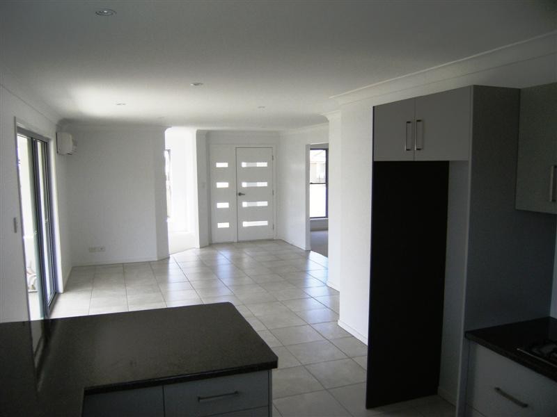 17 Jean Close, Joyner QLD 4500