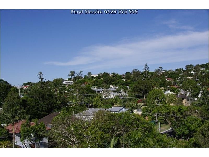 32 Farm St, Newmarket QLD 4051