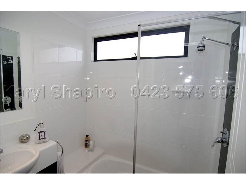 11 Garden Terrace, Newmarket QLD 4051