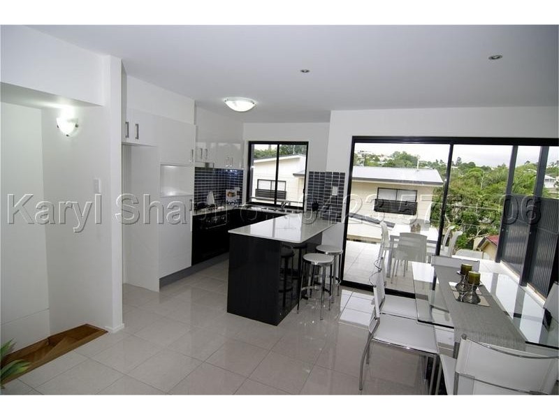 11 Garden Terrace, Newmarket QLD 4051