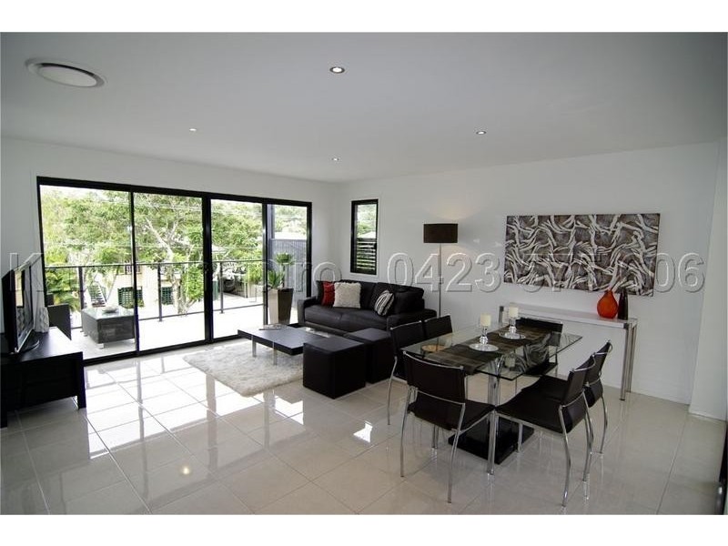 11 Garden Terrace, Newmarket QLD 4051