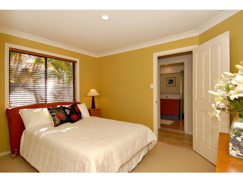43 Joseph Place, Sinnamon Park QLD 4073