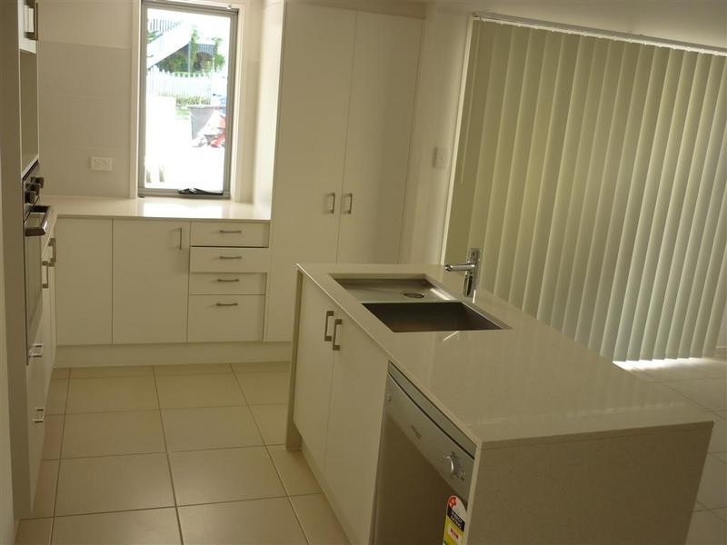 1 1236 Stanley Street East, Coorparoo QLD 4151