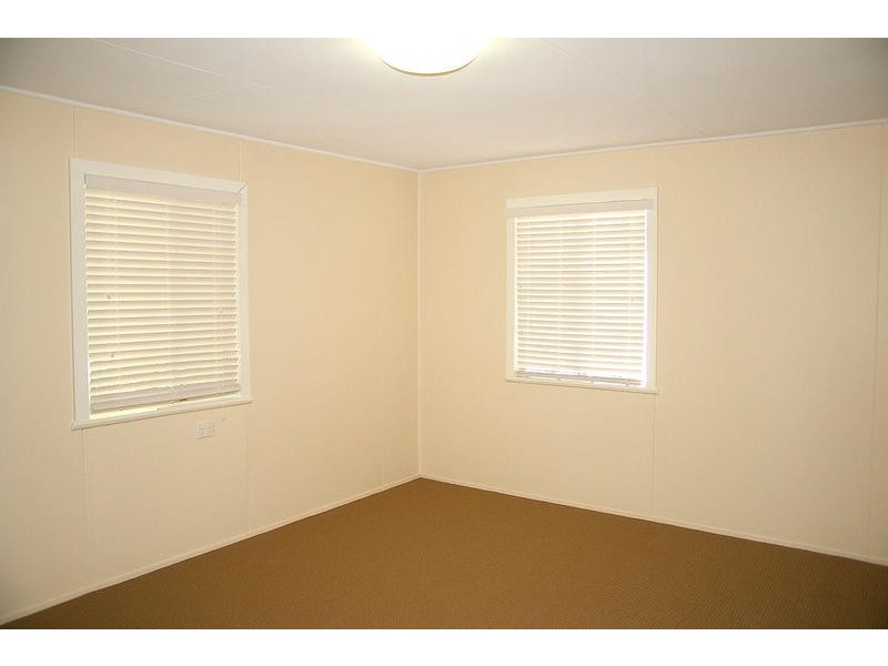 1b Bagot Street, Dalby QLD 4405