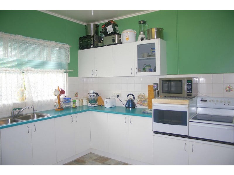 8 Thorley Street, Dalby QLD 4405