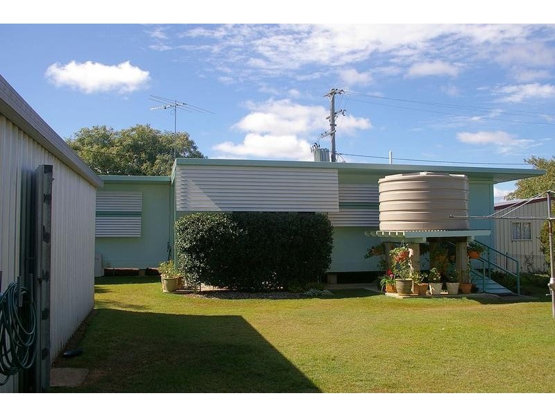 29 Kookaburra Street, Dalby QLD 4405