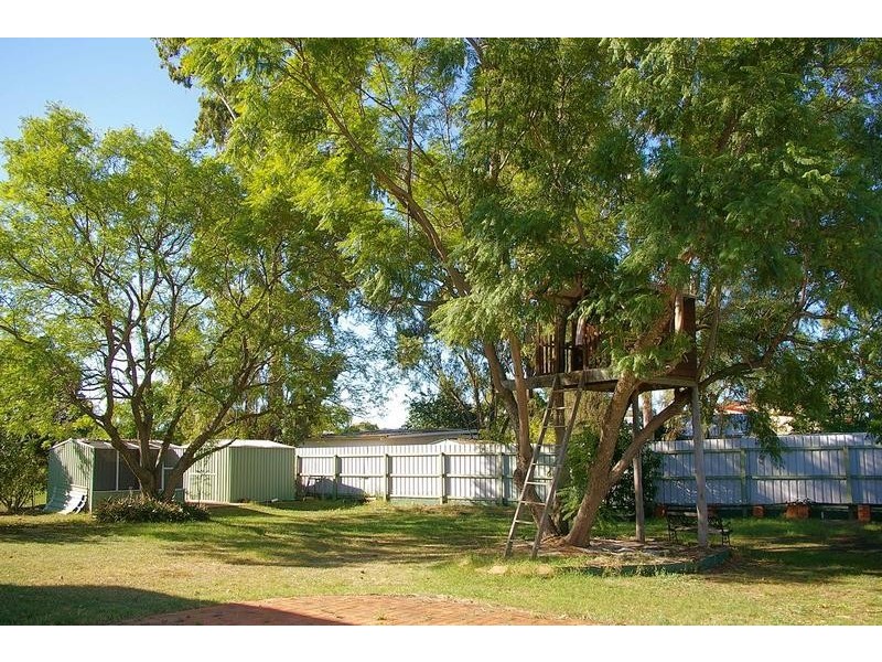 50 Charles Street, Dalby QLD 4405