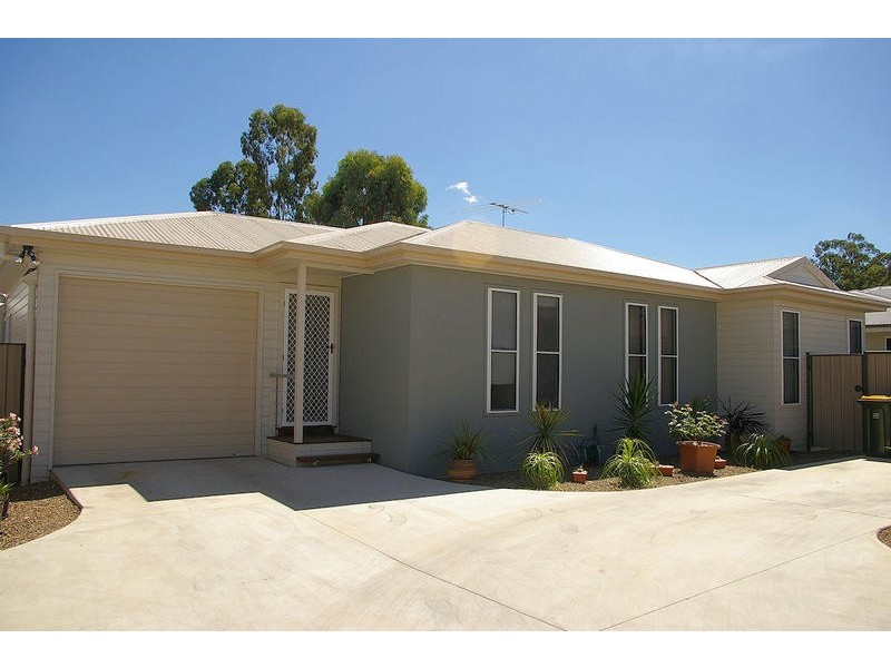 Unit 2, 12 Jimbour Street, Dalby QLD 4405