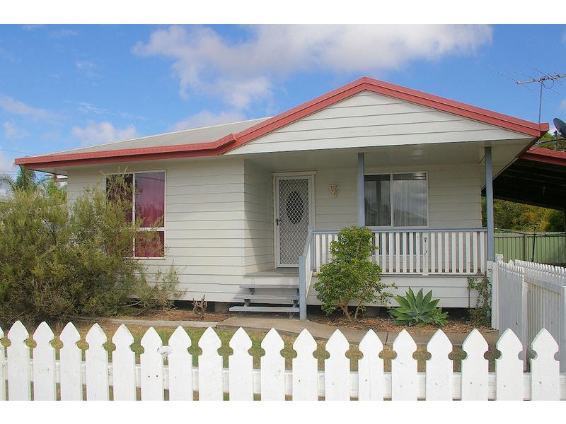 1 Wills Place, Dalby QLD 4405