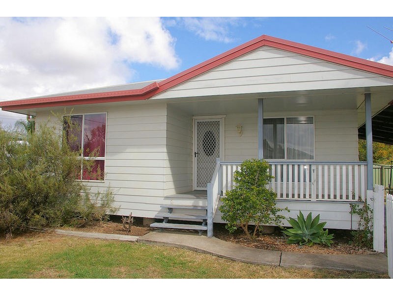1 Wills Place, Dalby QLD 4405