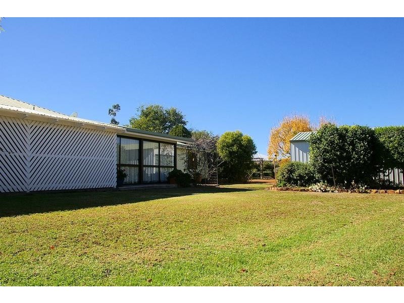 135 Nicholson Street, Dalby QLD 4405