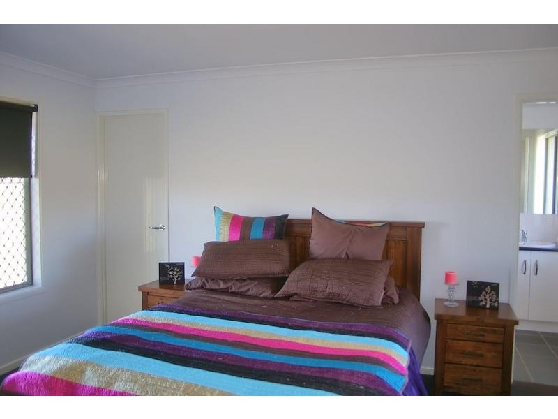 33 James Cook Drive, Dalby QLD 4405