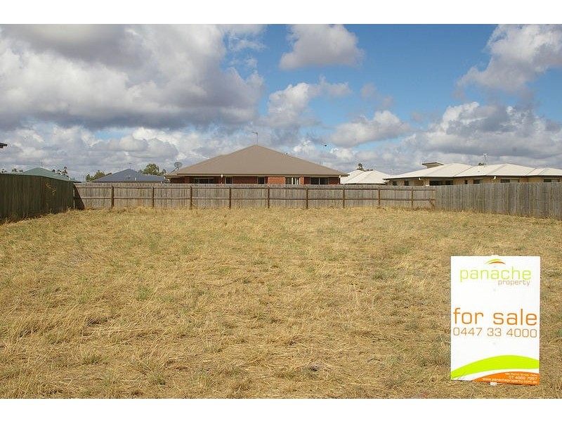 3 Glen Eagles Drive, Dalby QLD 4405