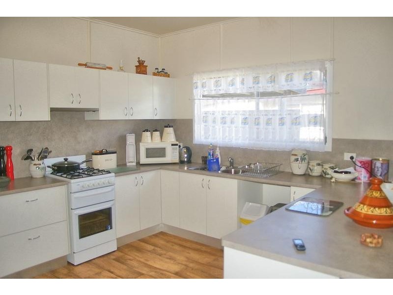 3b Besley Street, Dalby QLD 4405