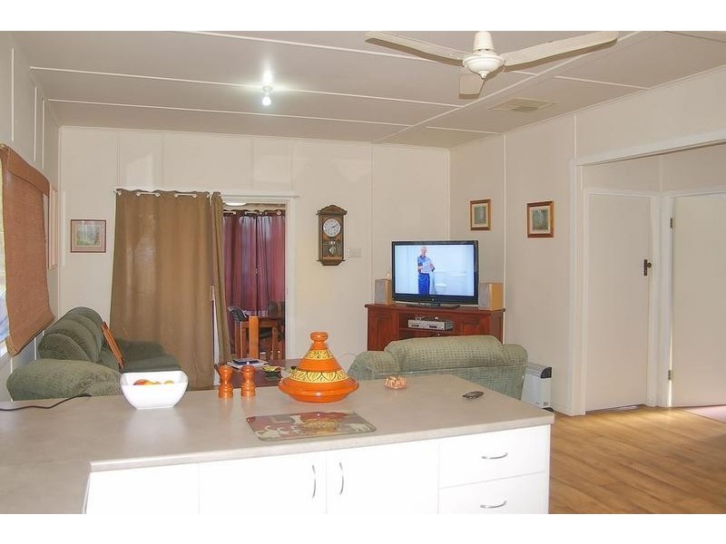 3b Besley Street, Dalby QLD 4405