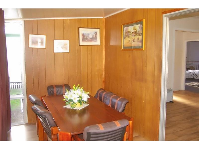 3b Besley Street, Dalby QLD 4405