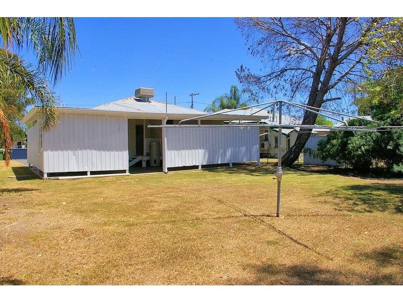 3b Besley Street, Dalby QLD 4405