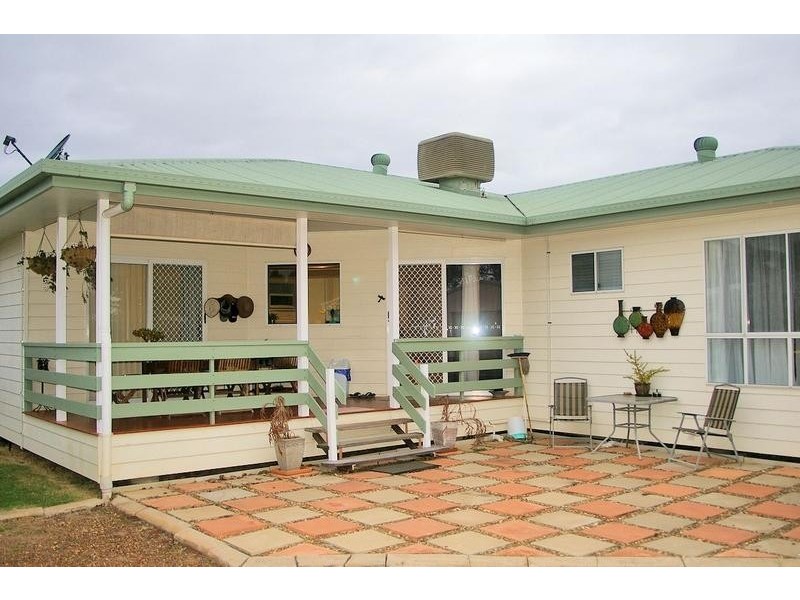 13 Delma Court, Dalby QLD 4405