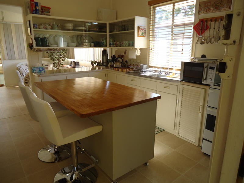 5 Wooburn Street, Dalby QLD 4405