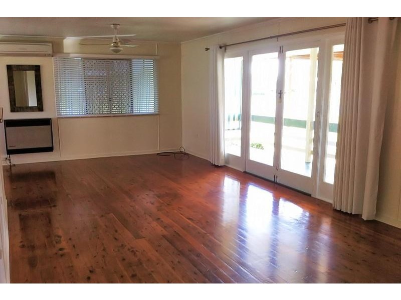 137 Bunya Street, Dalby QLD 4405