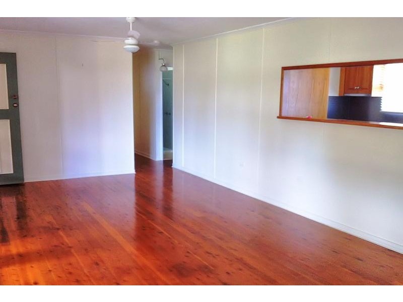 137 Bunya Street, Dalby QLD 4405