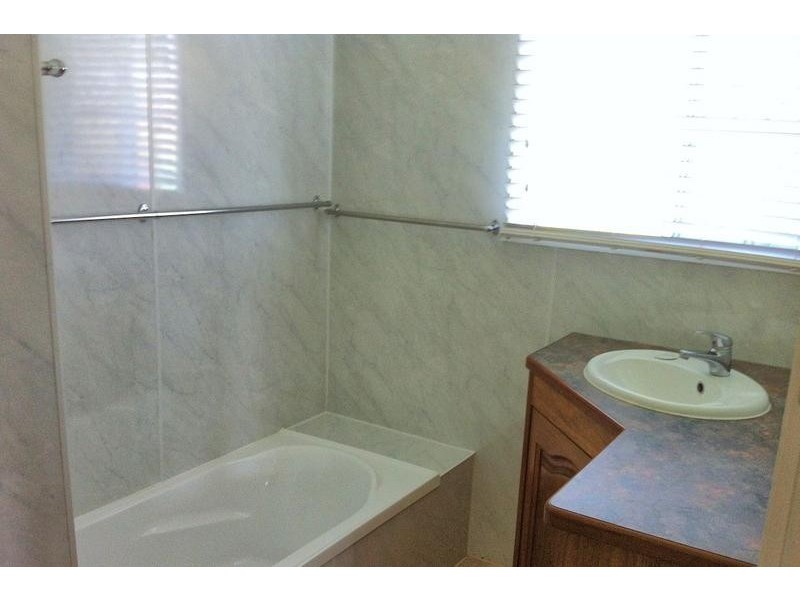 137 Bunya Street, Dalby QLD 4405