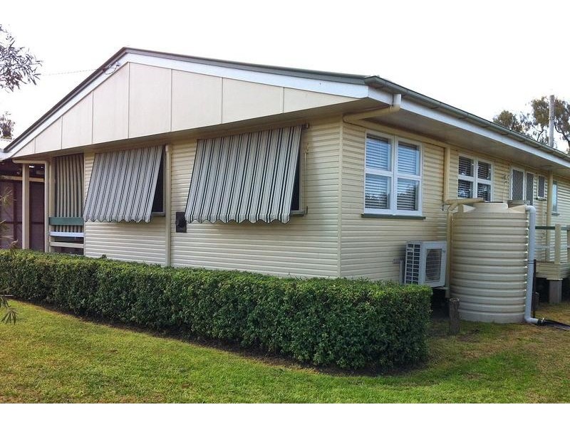 137 Bunya Street, Dalby QLD 4405