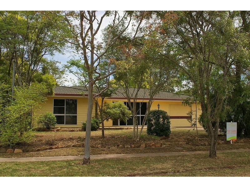 56 Geisel Street, Dalby QLD 4405