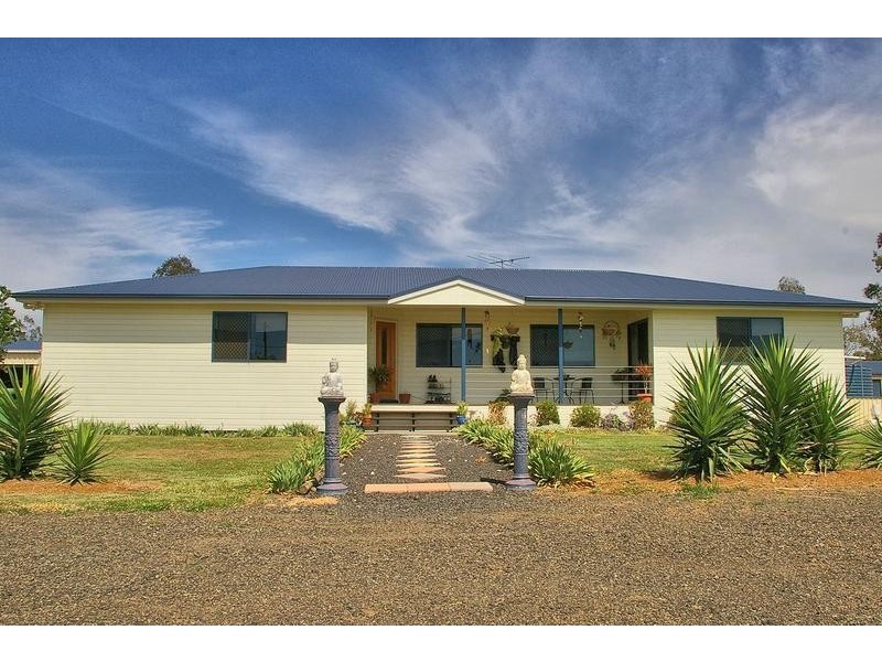 1 Matthew Court, Dalby QLD 4405