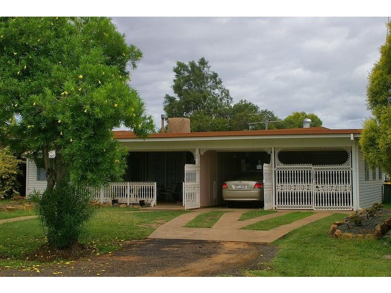 5 Coutts Street, Dalby QLD 4405