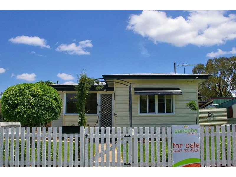 12 Geisel St, Dalby QLD 4405