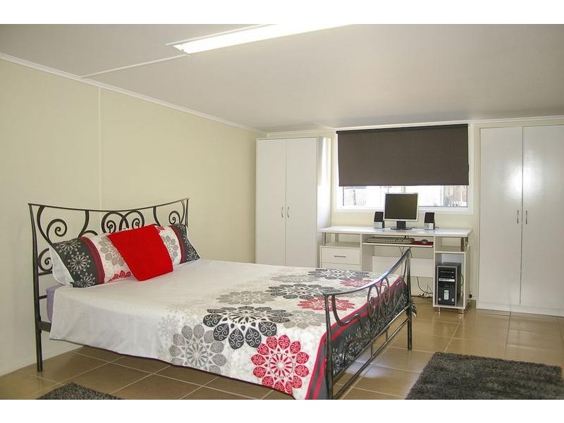 12 Geisel St, Dalby QLD 4405
