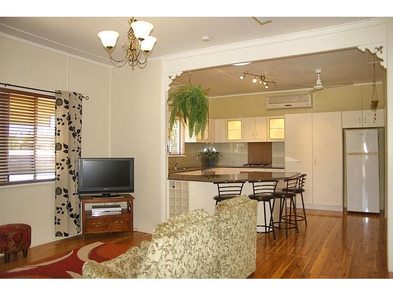 12 Geisel St, Dalby QLD 4405
