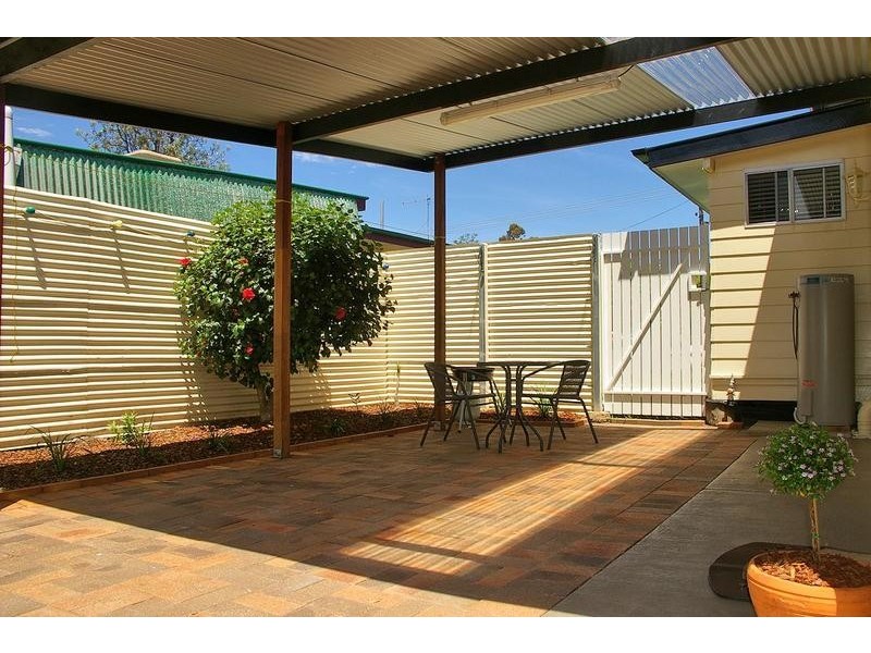 12 Geisel St, Dalby QLD 4405