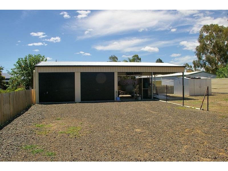 12 Geisel St, Dalby QLD 4405