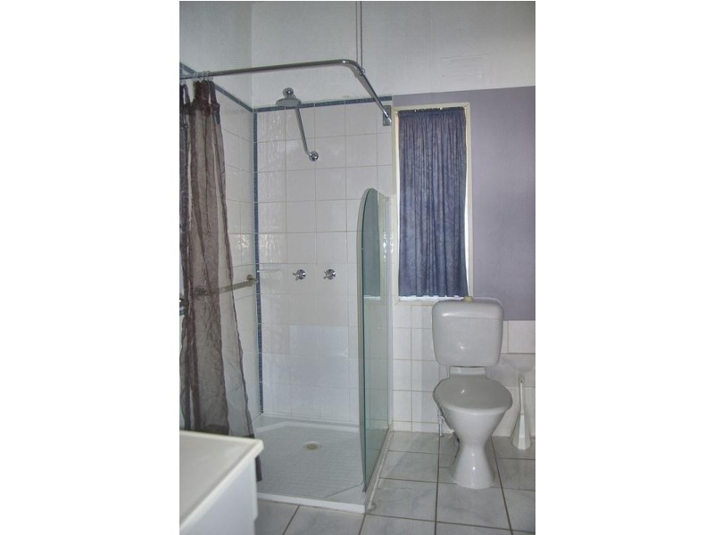 44 Pratten Street, Dalby QLD 4405