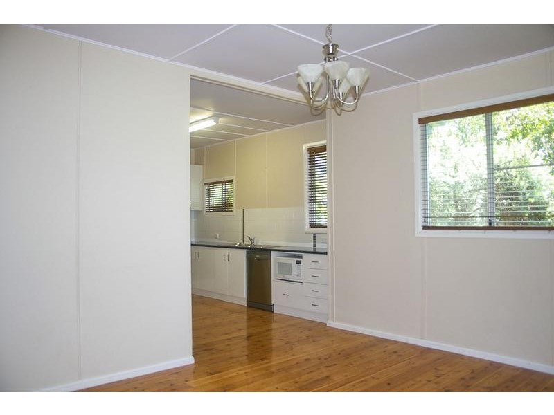 38 Aerodrome Road, Dalby QLD 4405