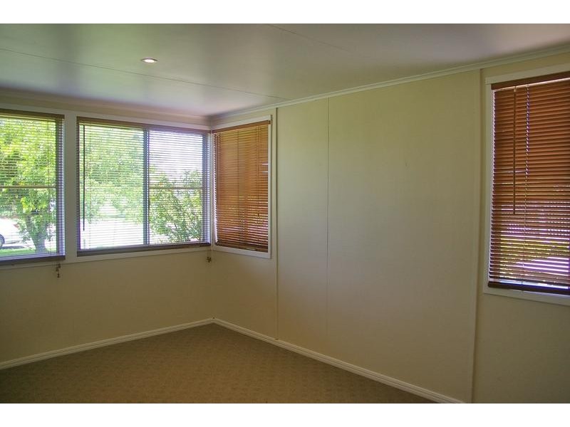 38 Aerodrome Road, Dalby QLD 4405