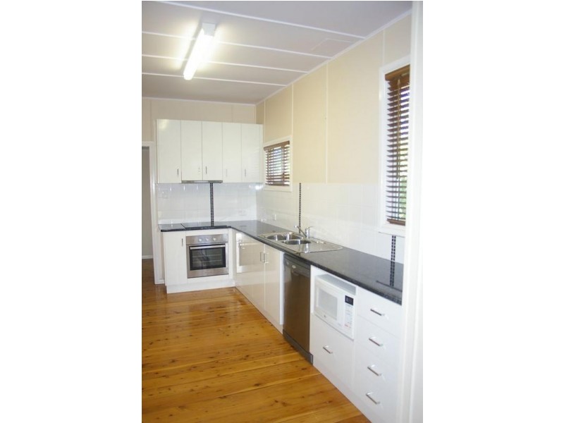 38 Aerodrome Road, Dalby QLD 4405