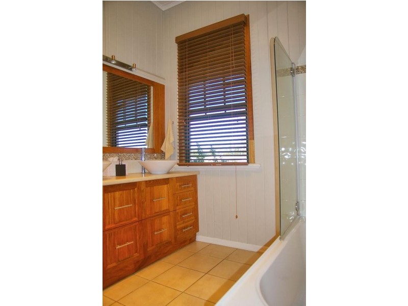 92 Orpen Street, Dalby QLD 4405
