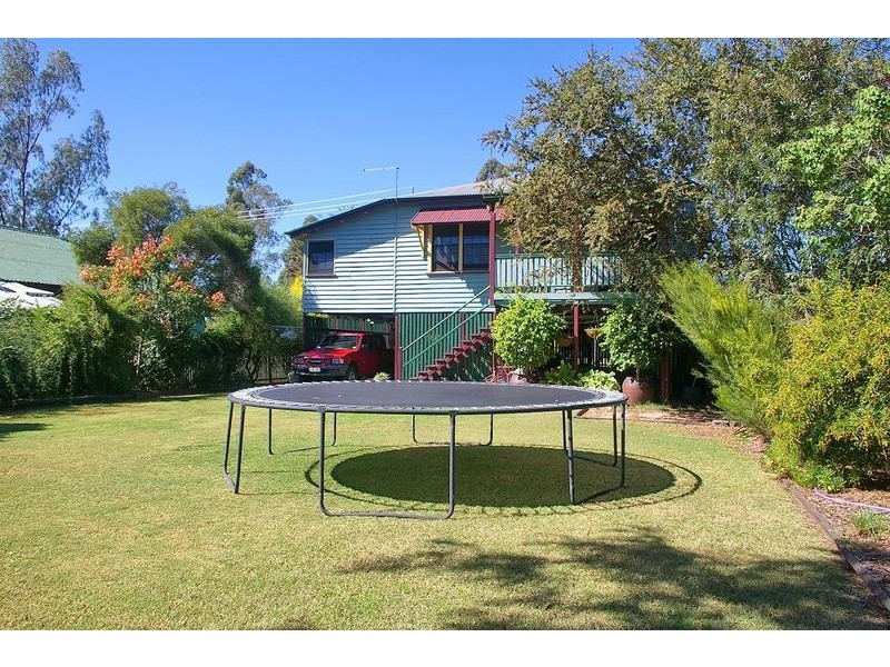 92 Orpen Street, Dalby QLD 4405