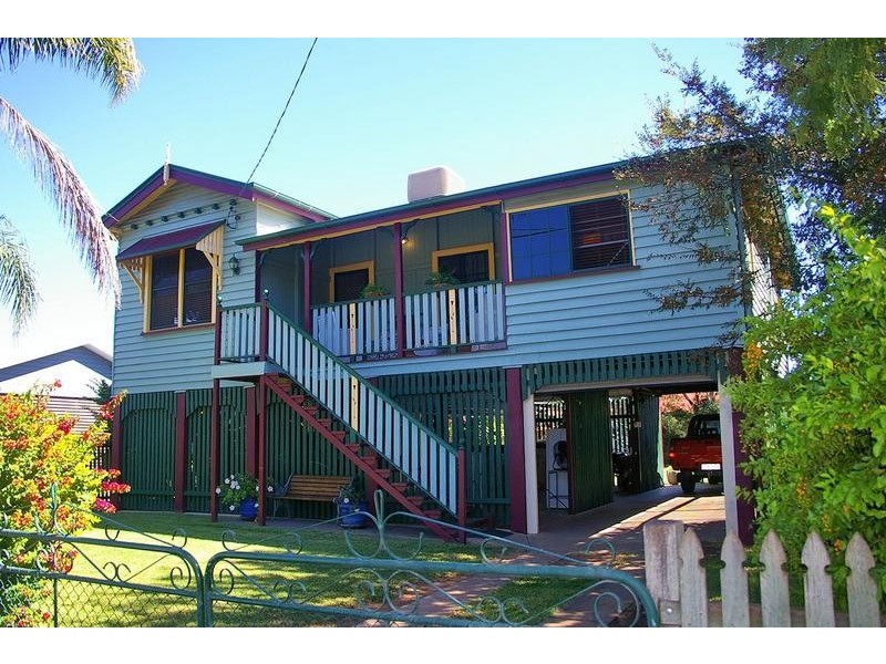 92 Orpen Street, Dalby QLD 4405