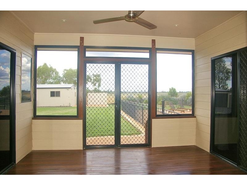 127 Blaxland Road, Dalby QLD 4405